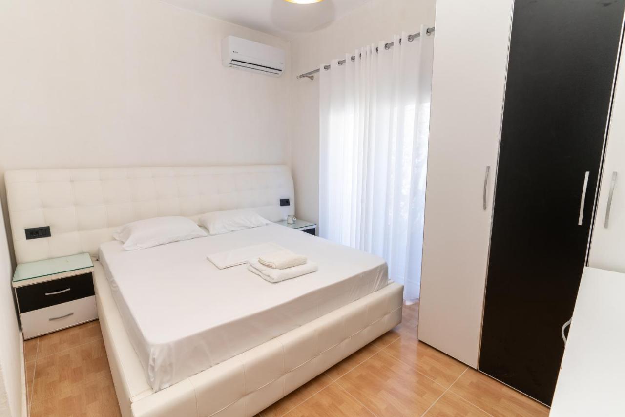 Laa Melossa Sarandë Exterior foto