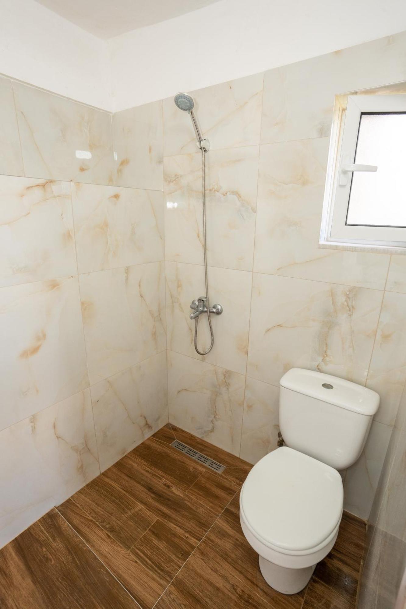 Laa Melossa Sarandë Exterior foto